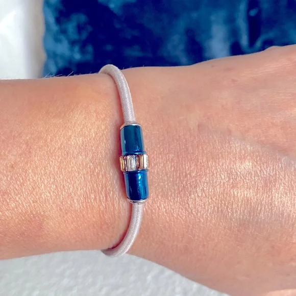 henri bendel | Accessories | Henri Bendel Hair Tie | Poshmark